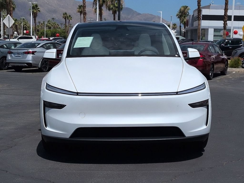 Used 2026 Tesla Model Y 2WD image 7