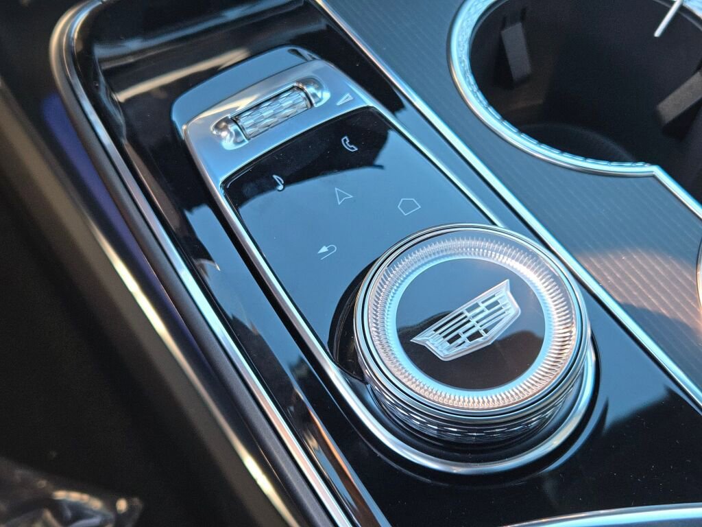 New 2026 Cadillac Lyriq Premium Luxury image 32