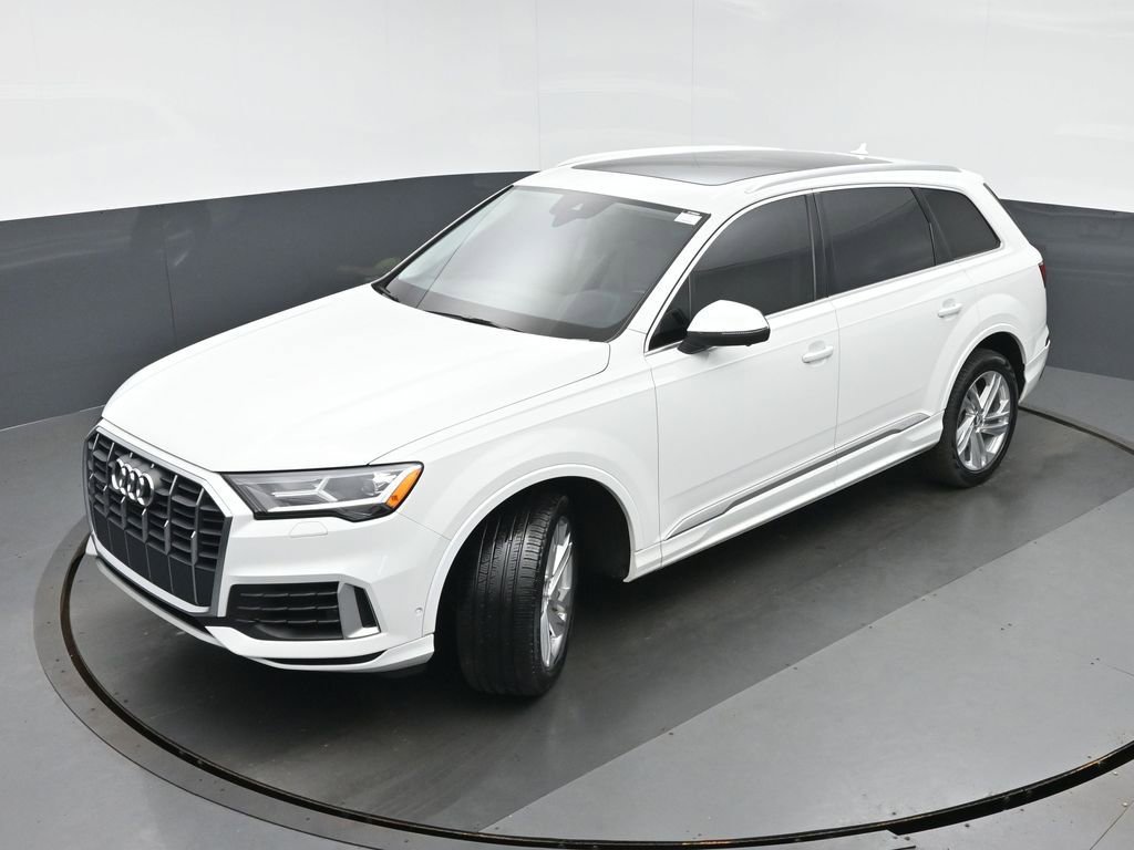 Used 2020 Audi Q7 3.0T Premium Plus AWD/4WD image 32