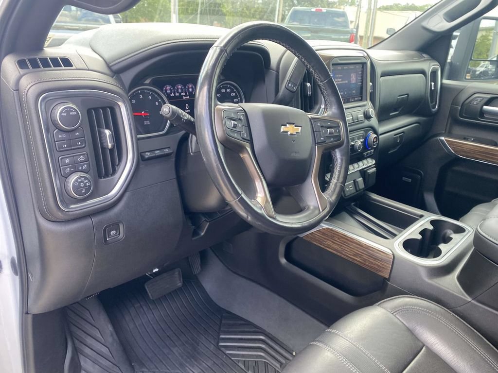 Used 2020 Chevrolet Silverado 2500 High Country w/ Technology Package AWD/4WD image 52