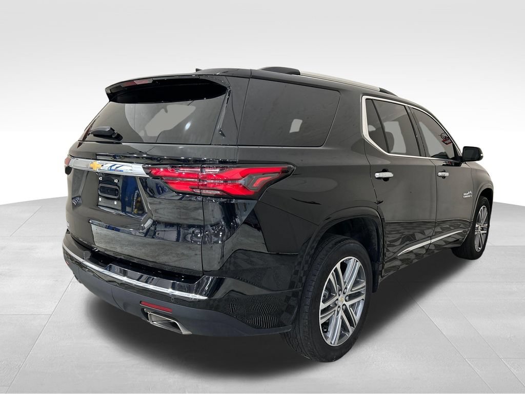 Used 2023 Chevrolet Traverse High Country FWD image 5