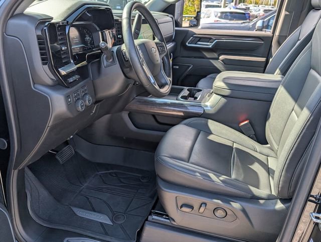 Used 2025 Chevrolet Silverado 2500 LTZ w/ Trail Boss Package image 7