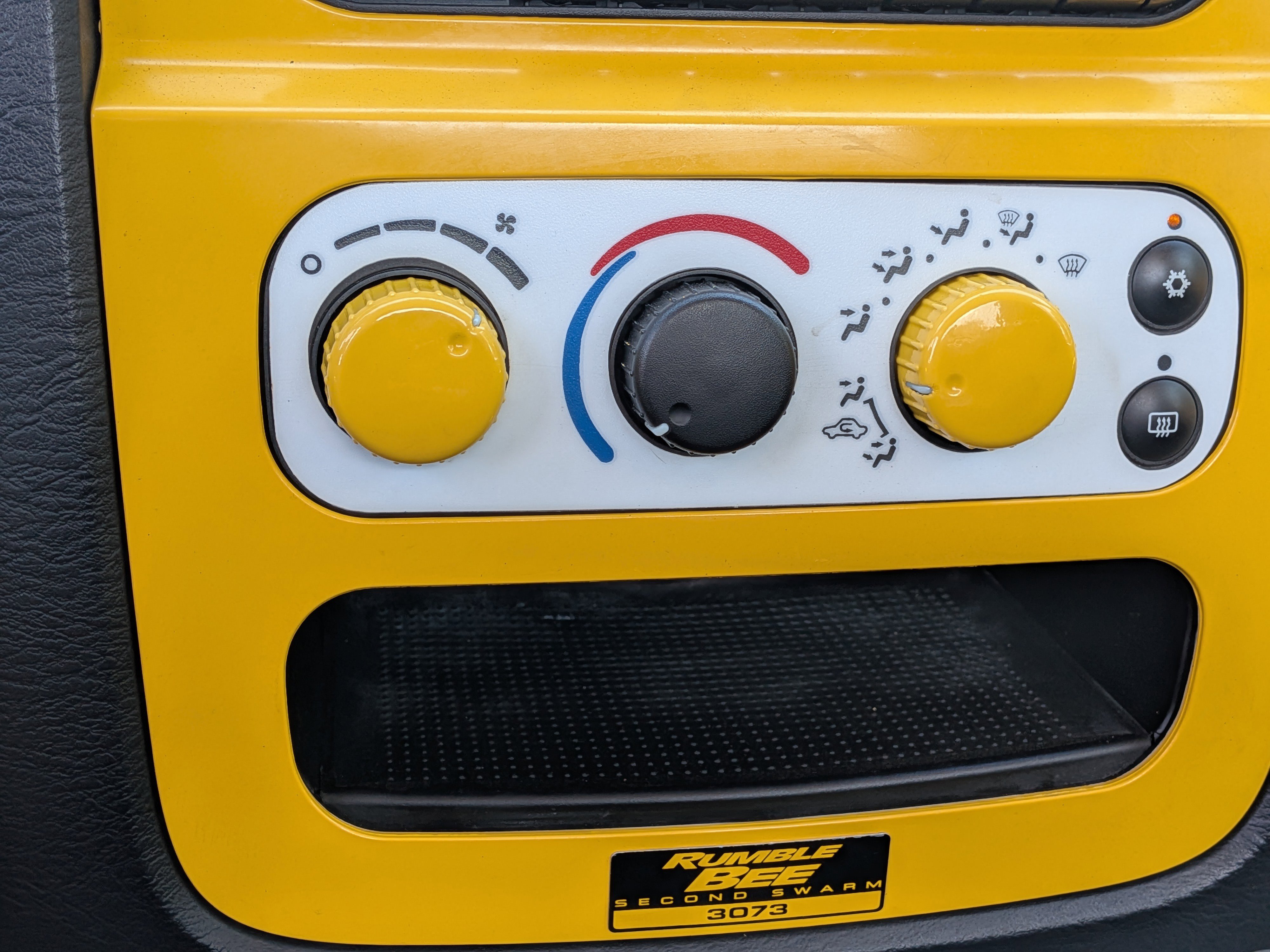 Used 2005 Dodge Ram 1500 Truck SLT w/ Rumblebee Group image 28