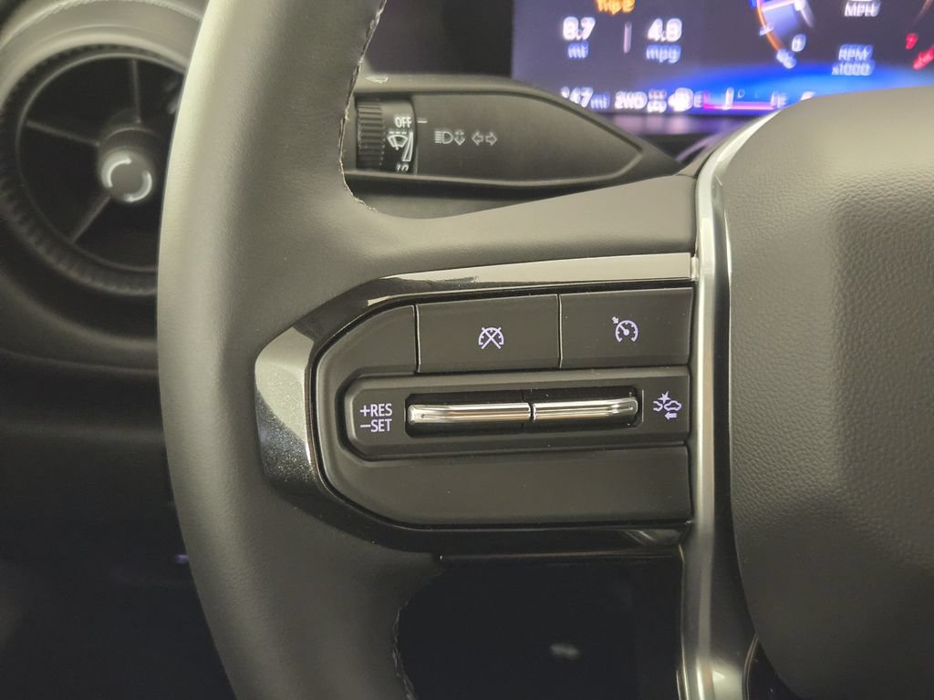 New 2026 Chevrolet Colorado Trail Boss AWD/4WD image 31