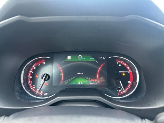 Used 2024 Toyota RAV4 LE image 24