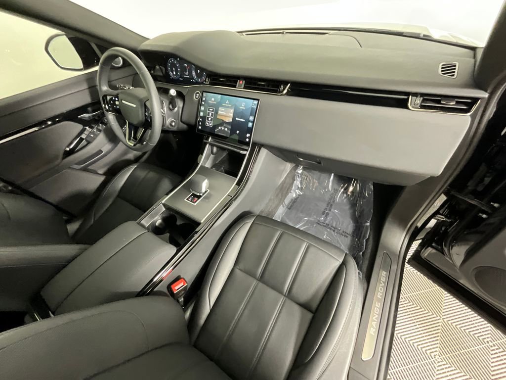 Used 2024 Land Rover Range Rover Evoque Dynamic SE image 19
