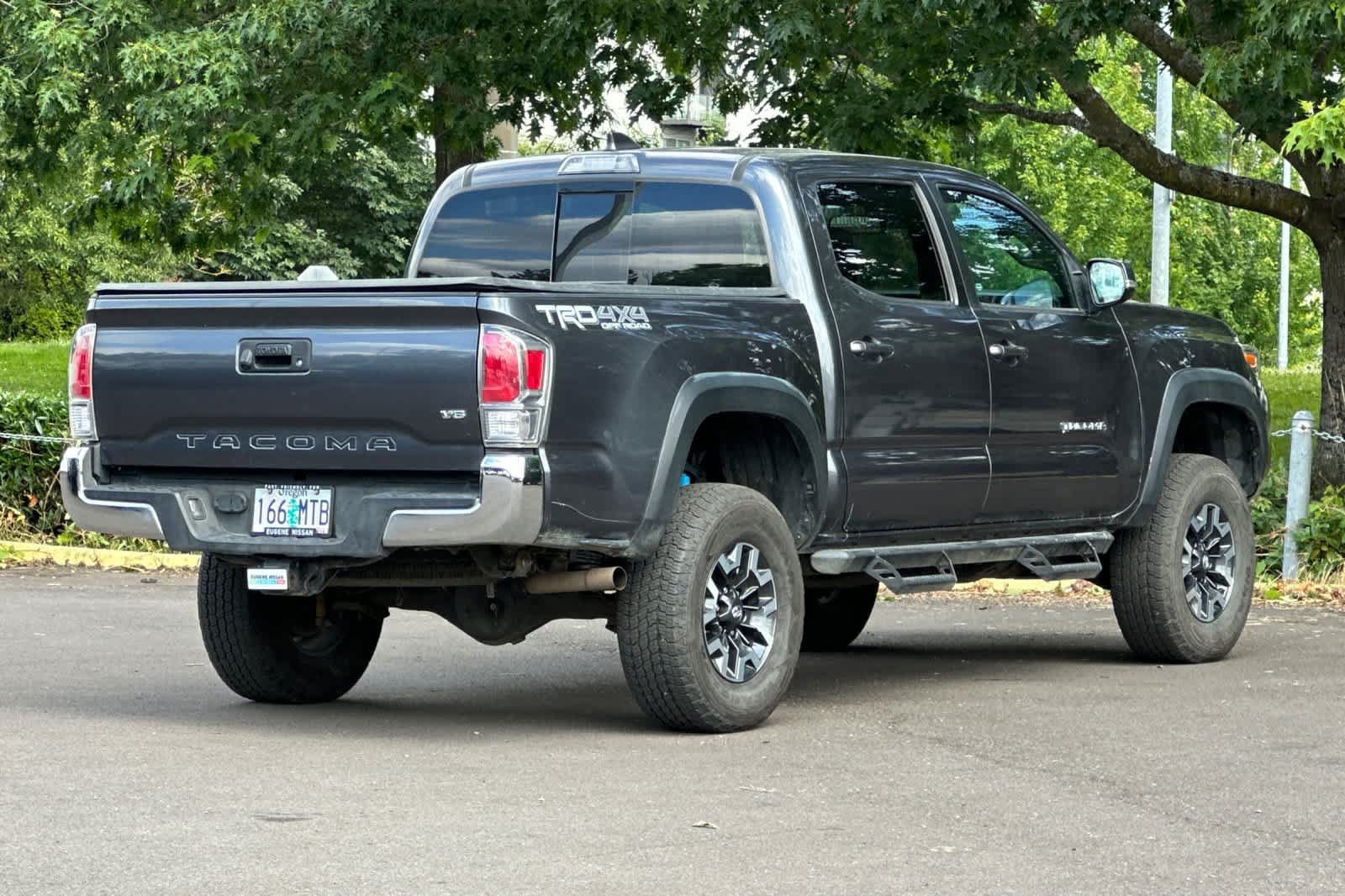 Used 2021 Toyota Tacoma TRD Off-Road AWD/4WD image 2