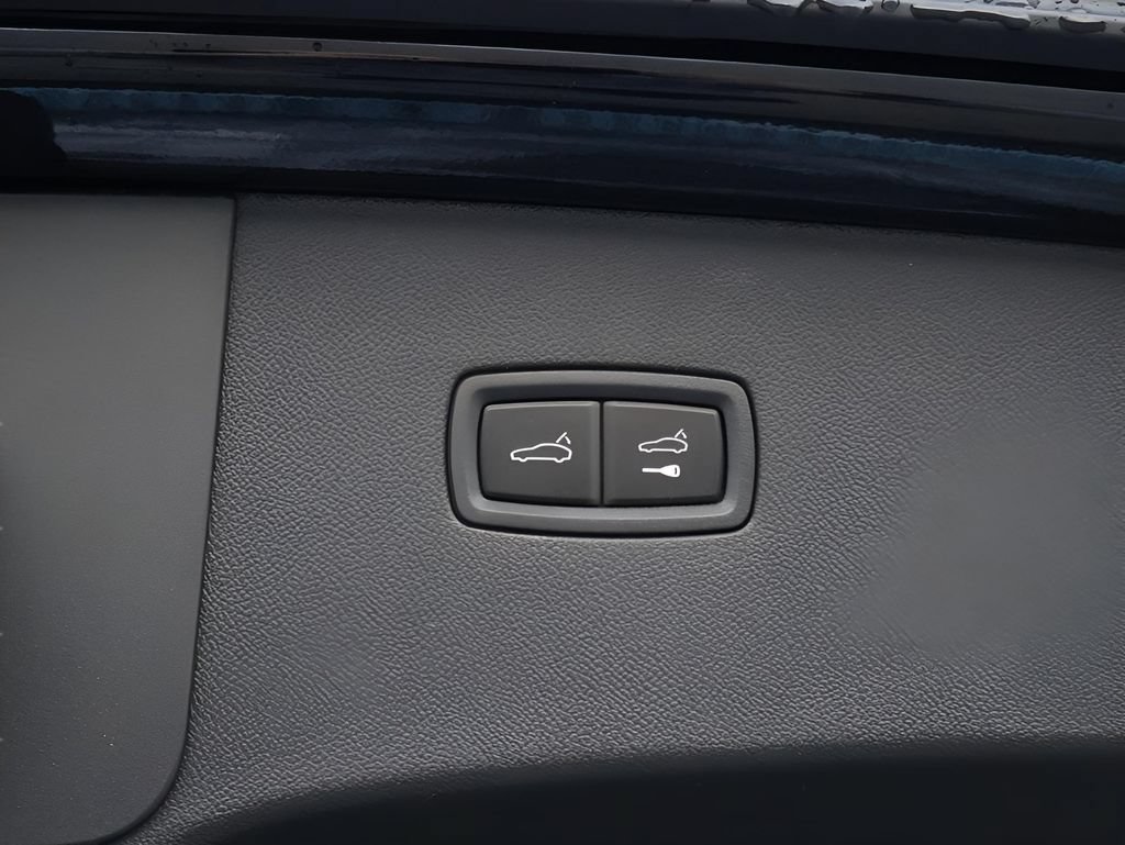 New 2026 Porsche Cayenne S AWD/4WD image 18