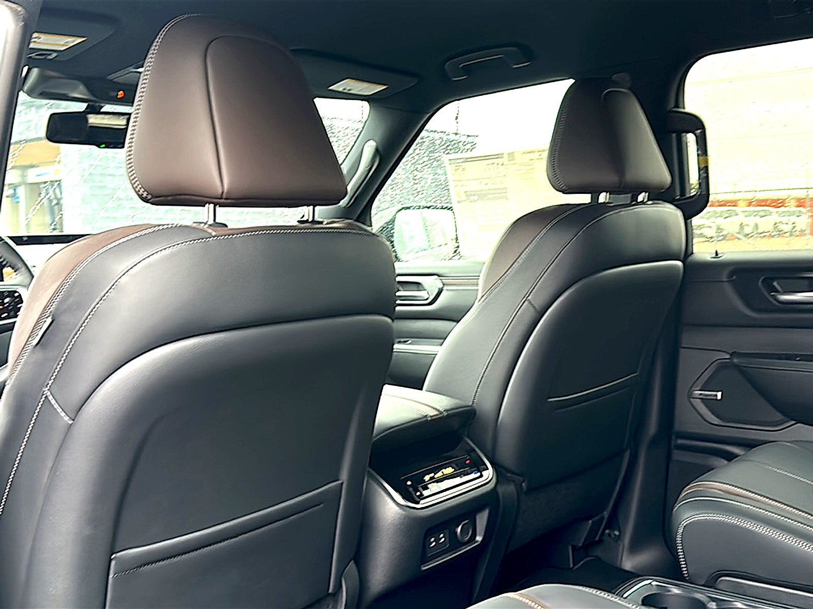 New 2026 Nissan Armada SL w/ Captain's Chari Seat Package AWD/4WD image 14