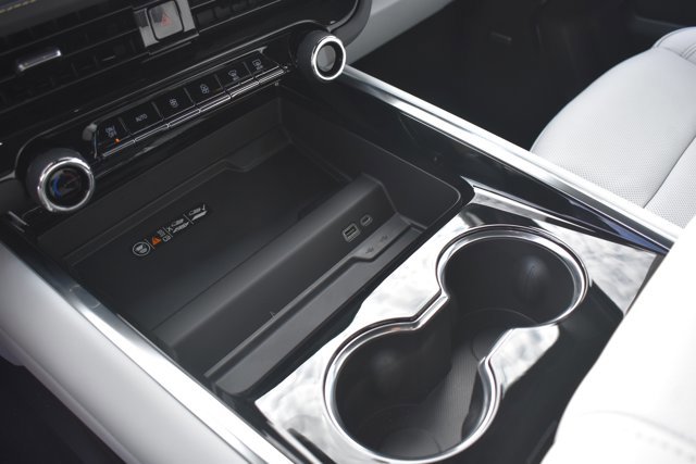 New 2026 Chevrolet Suburban Premier w/ Sun And Tow Package image 29