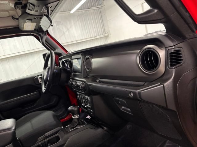 Used 2022 Jeep Gladiator Sport AWD/4WD image 16