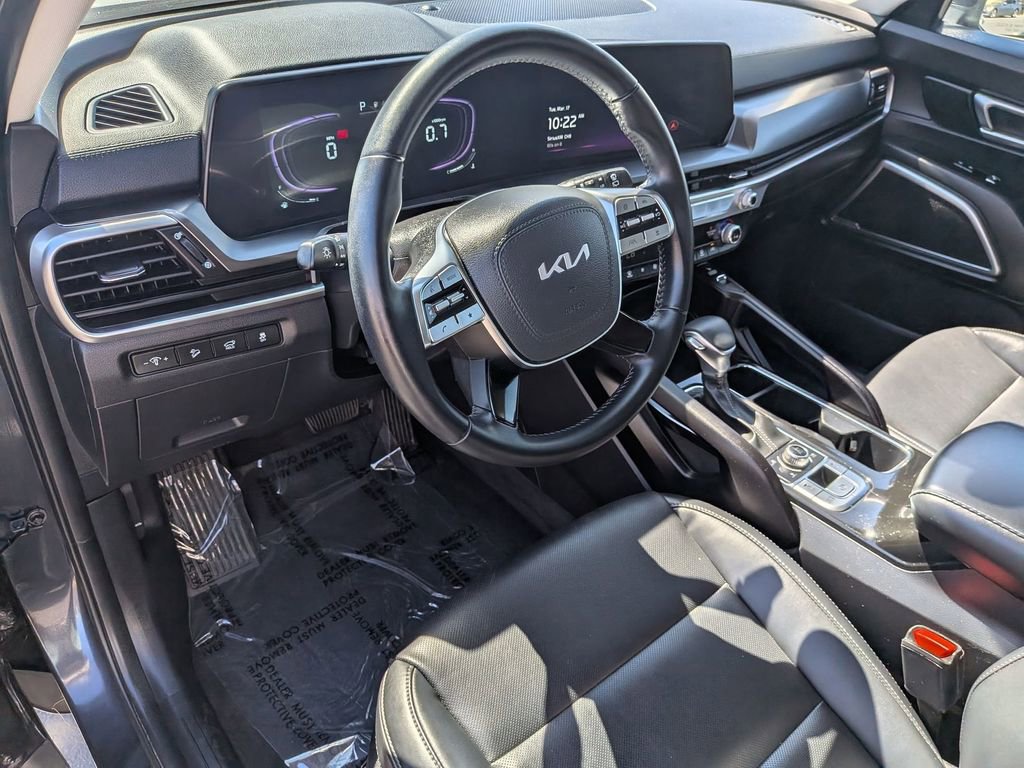 Used 2025 Kia Telluride S image 14