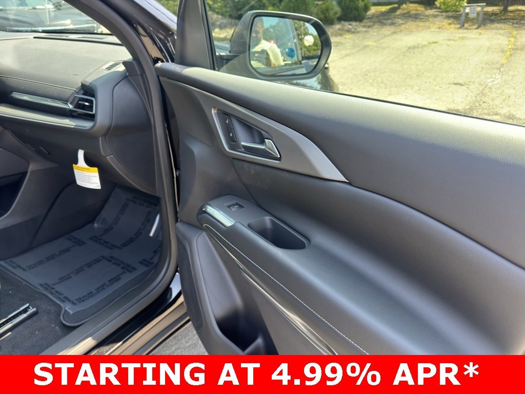 New 2026 Chevrolet Traverse LT w/ Driver Confidence Package image 11