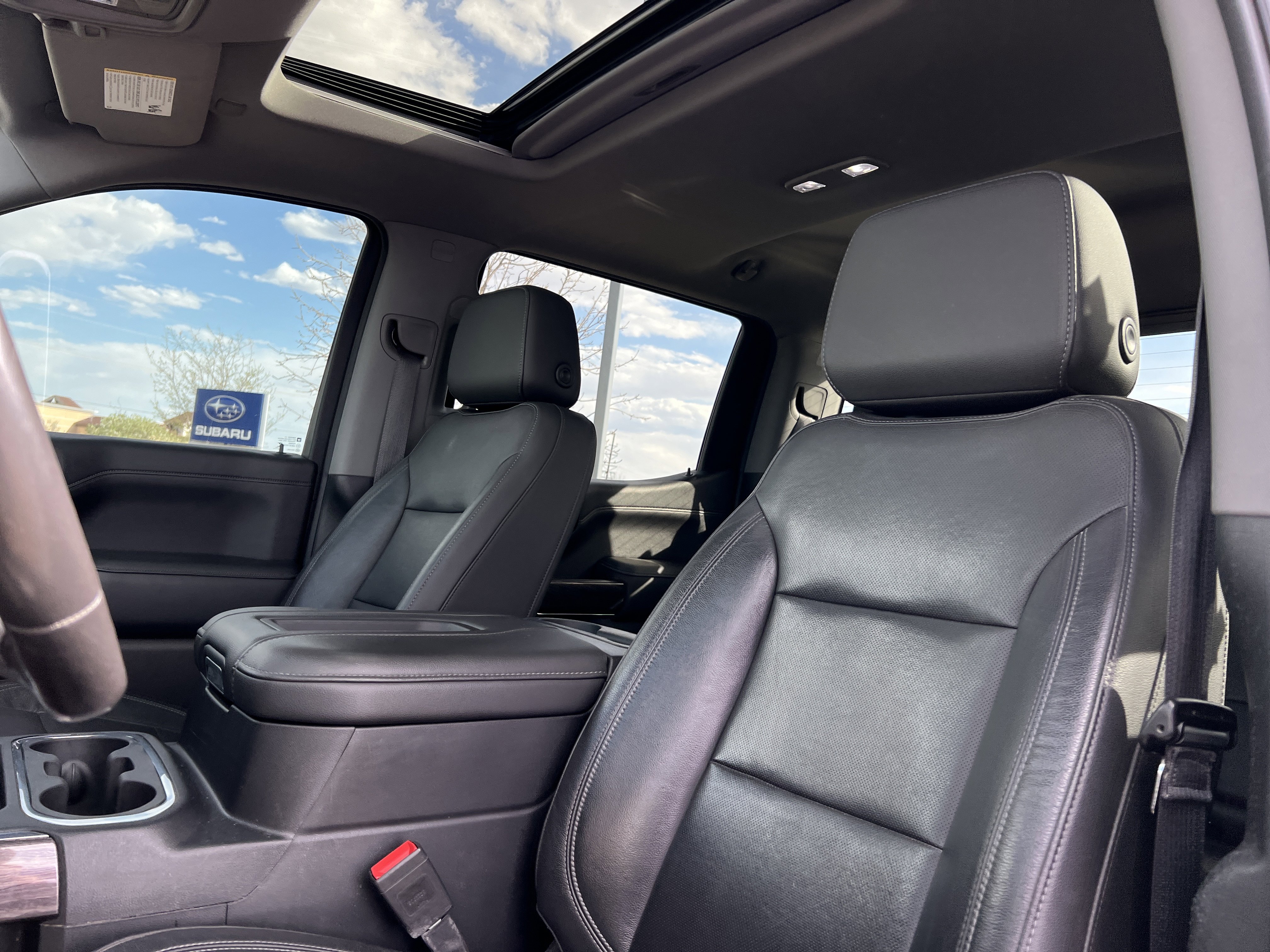 Used 2020 Chevrolet Silverado 1500 LTZ w/ LTZ Premium Package AWD/4WD image 16