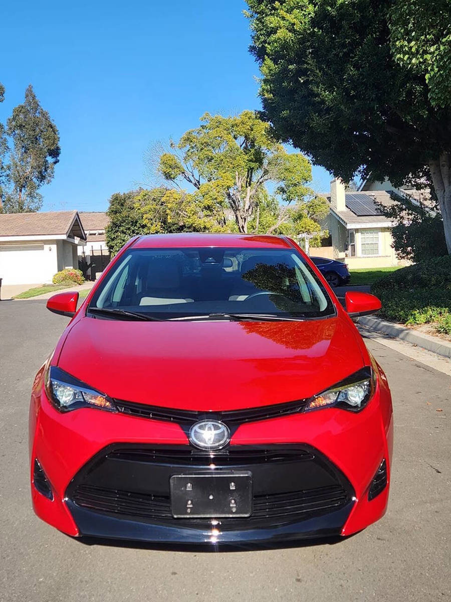 Used 2018 Toyota Corolla LE image 8