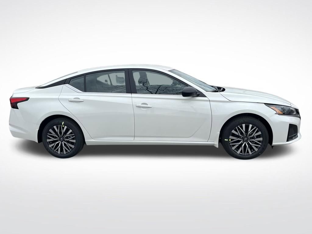 New 2026 Nissan Altima 2.5 SV image 6