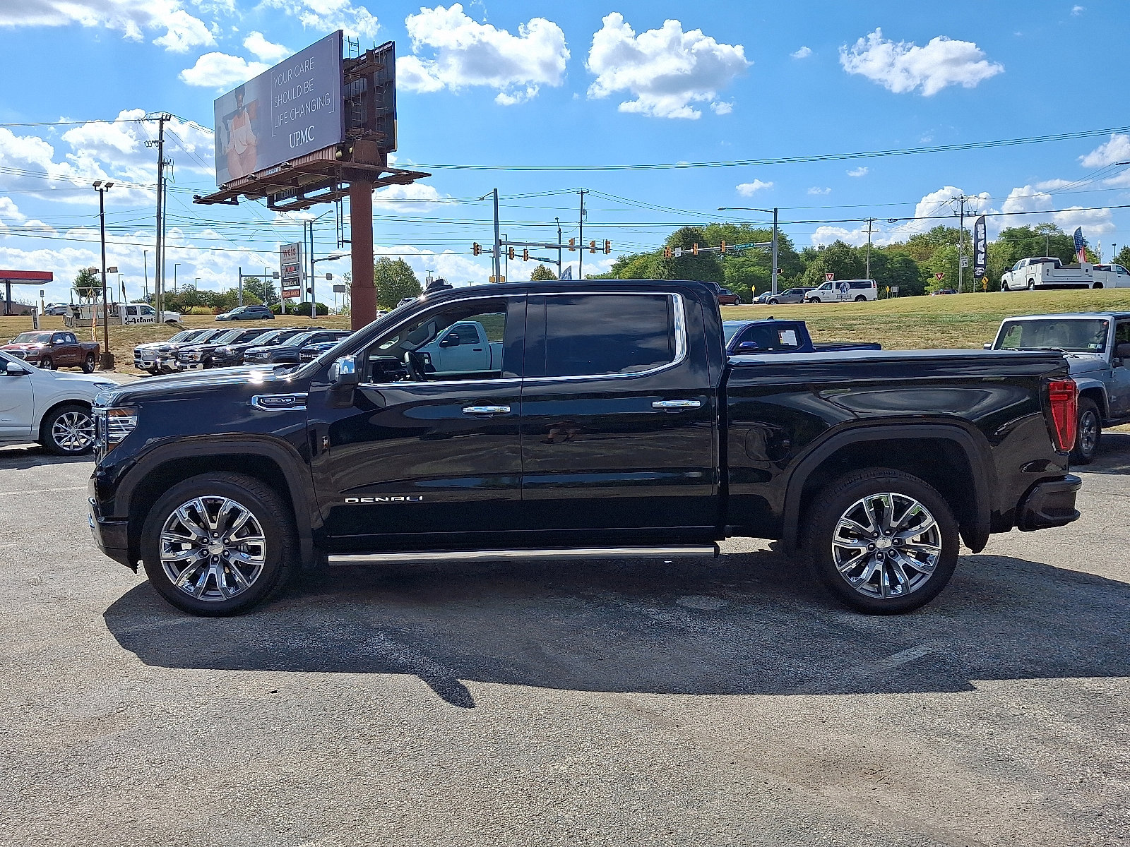Used 2024 GMC Sierra 1500 Denali w/ Denali Reserve Package image 7