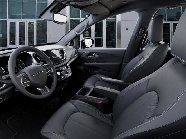 New 2027 Chrysler Pacifica Select AWD/4WD image 22