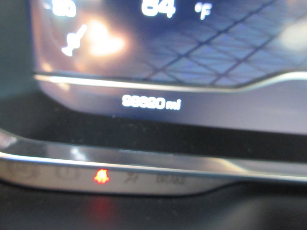Certified 2023 GMC Yukon AT4 w/ AT4 Premium Package AWD/4WD image 37
