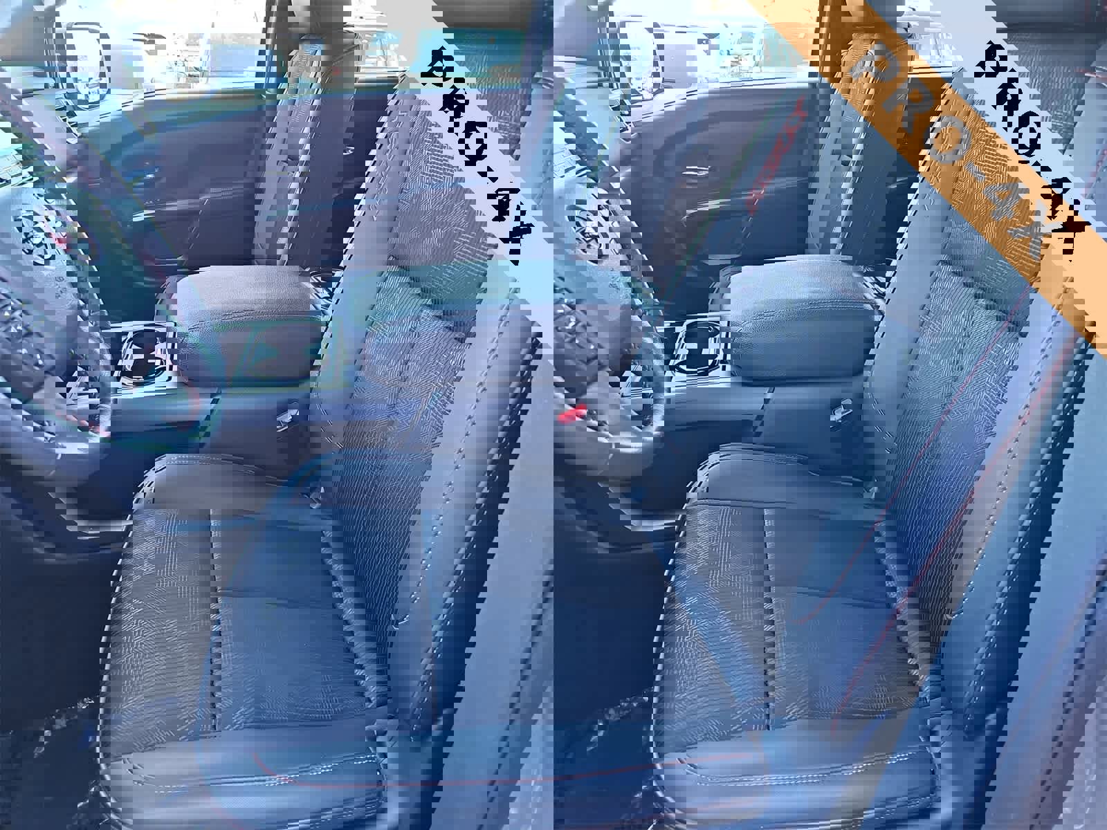 Used 2024 Nissan Titan PRO-4X w/ Off Road Protection Package image 15