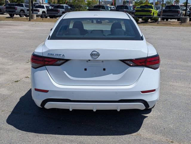 Used 2025 Nissan Sentra SV w/ All-Weather Package FWD image 4