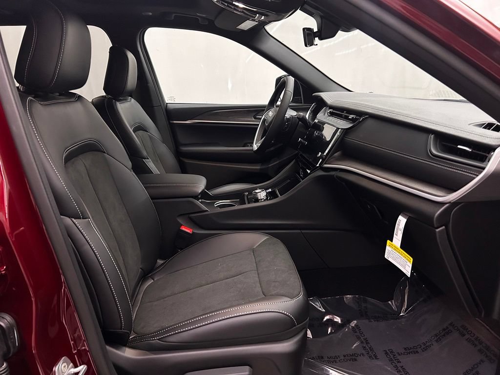 New 2026 Jeep Grand Cherokee L 4WD image 19