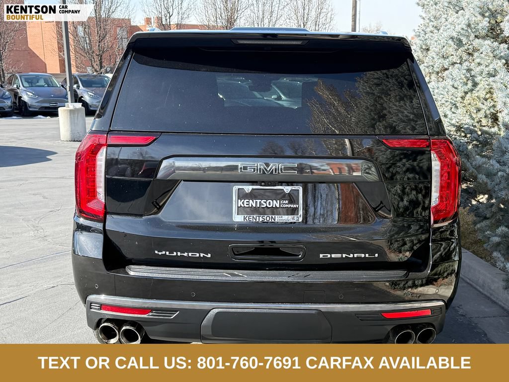 Used 2024 GMC Yukon Denali Ultimate AWD/4WD image 6
