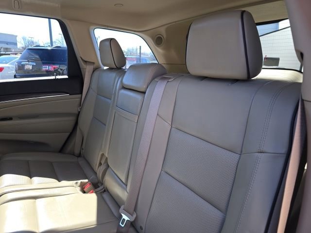 Used 2020 Jeep Grand Cherokee Overland image 29