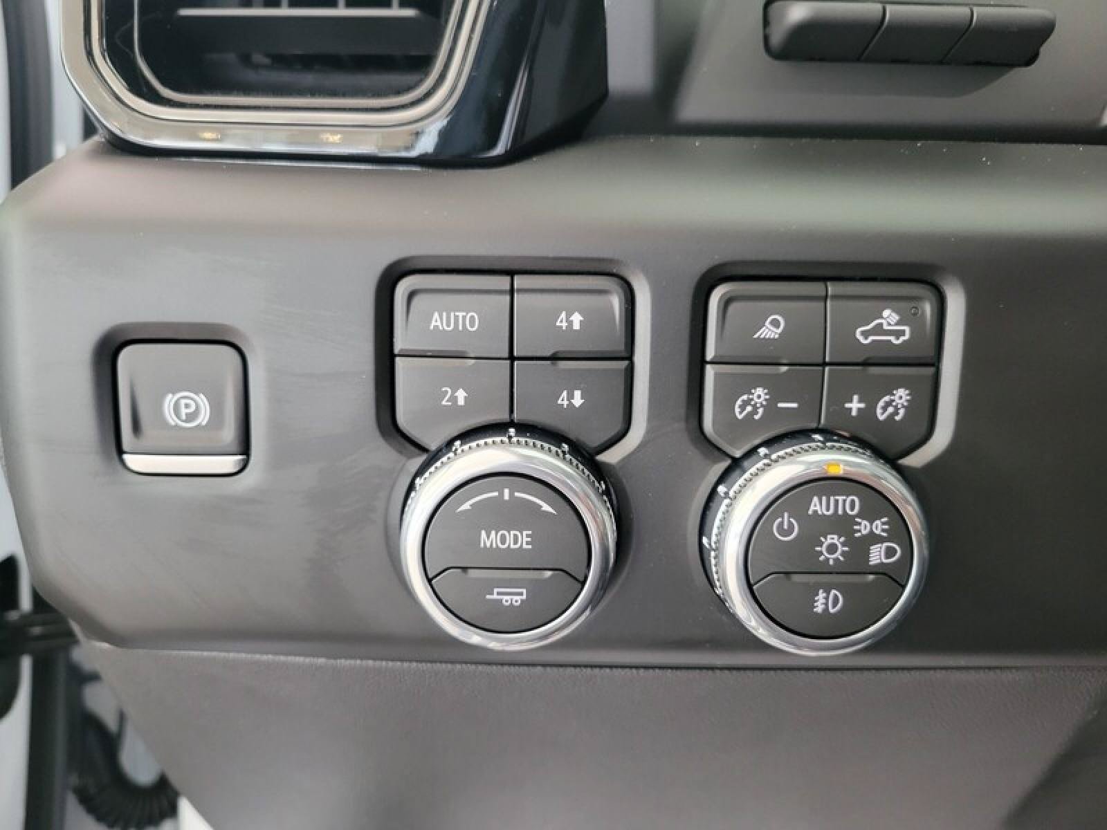 New 2026 GMC Sierra 1500 AT4 w/ AT4 Premium Package AWD/4WD image 21