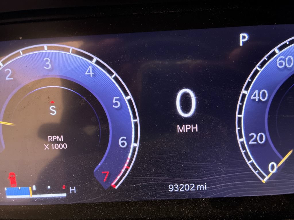 Used 2022 Jeep Grand Cherokee L Limited AWD/4WD image 14