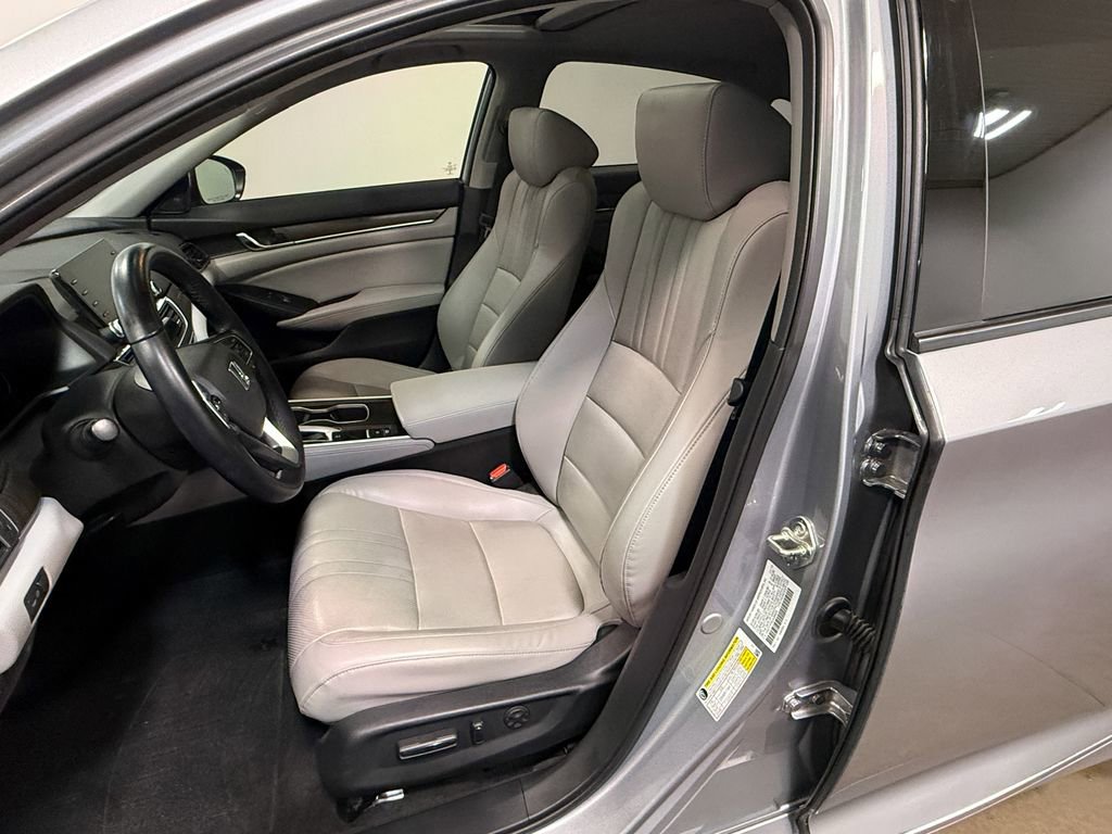 Used 2018 Honda Accord EX-L image 12