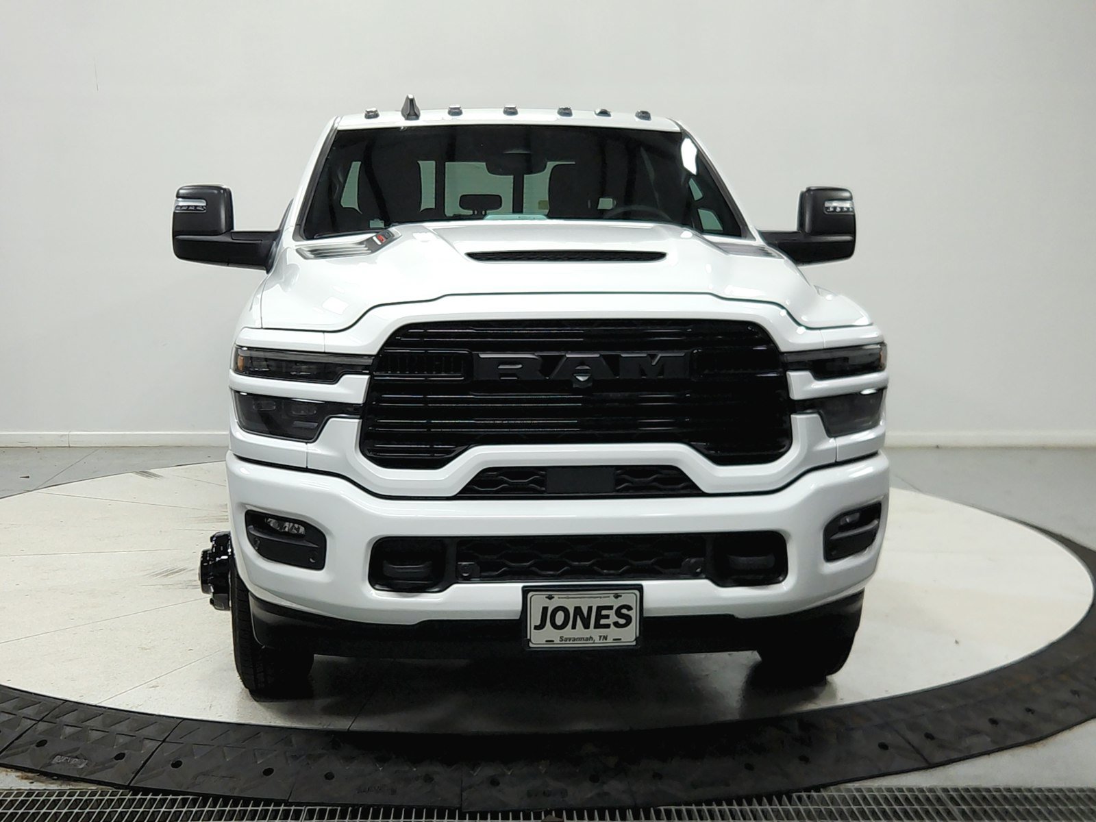 New 2026 RAM 3500 Laramie AWD/4WD image 3