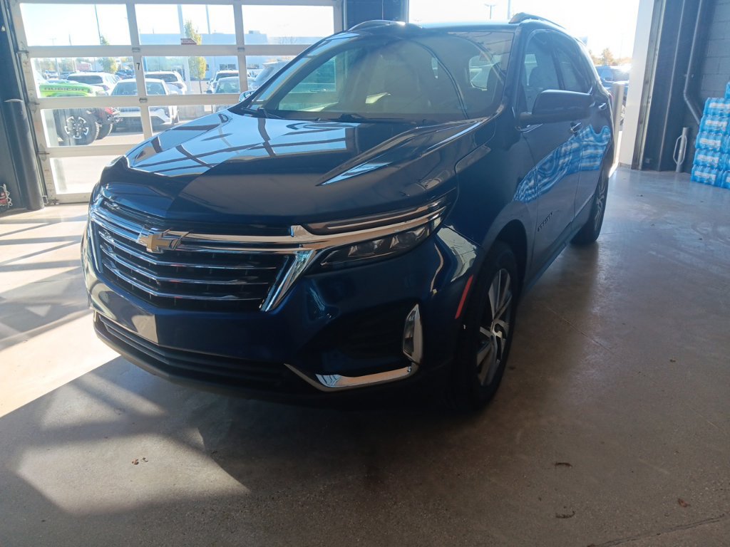 Used 2022 Chevrolet Equinox Premier AWD/4WD image 6