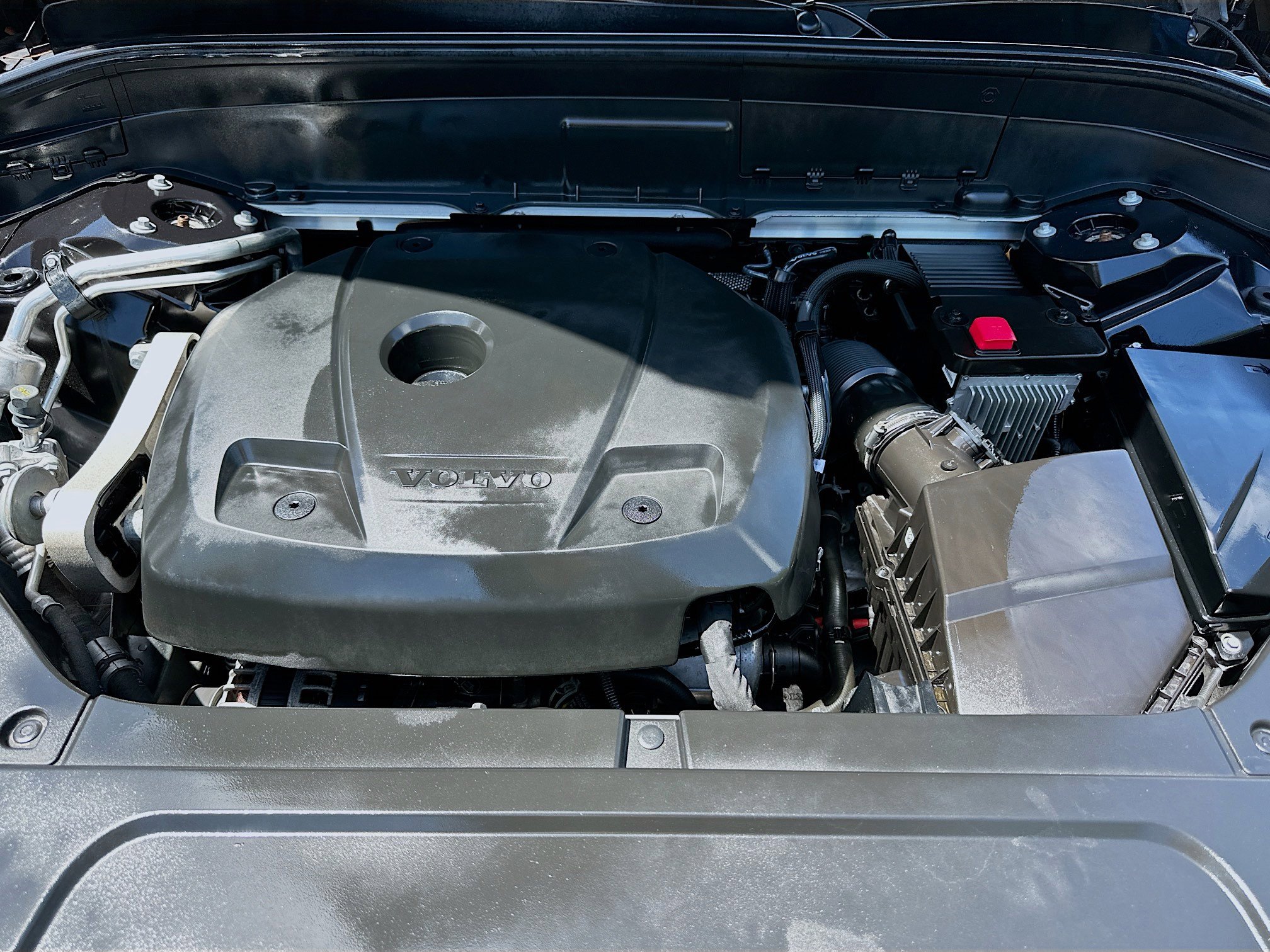 Used 2021 Volvo XC90 T5 Momentum image 32