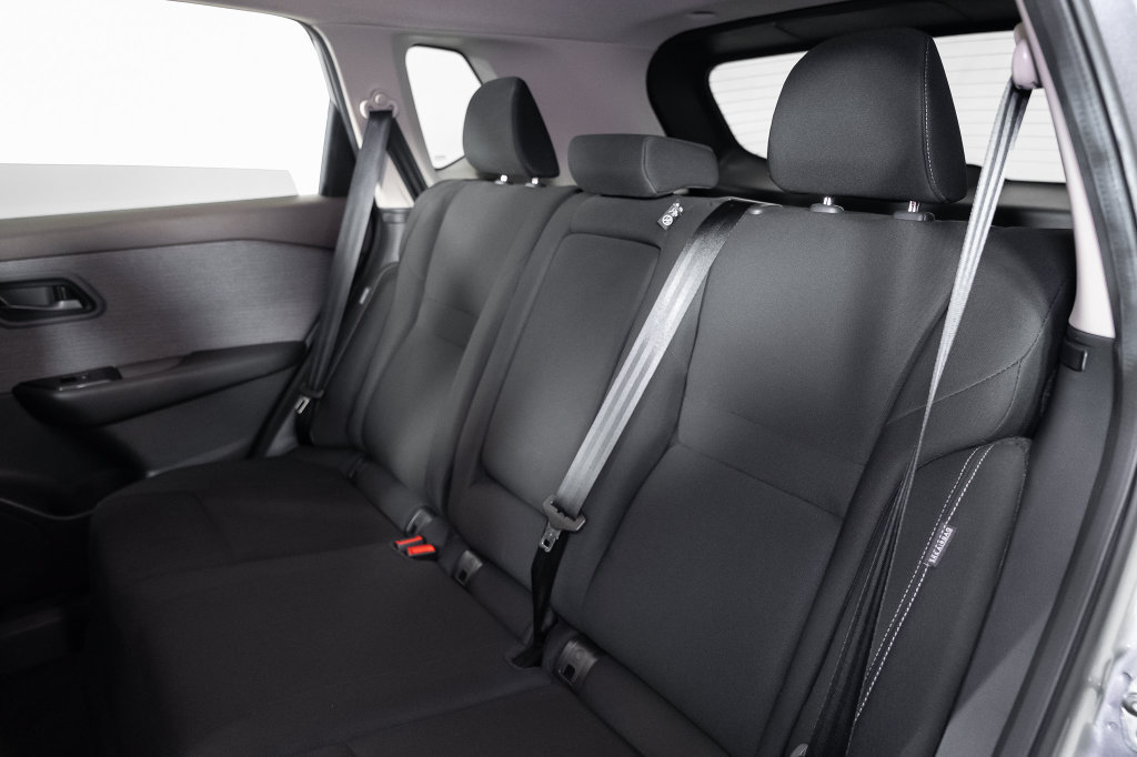 Used 2023 Nissan Rogue S FWD image 20