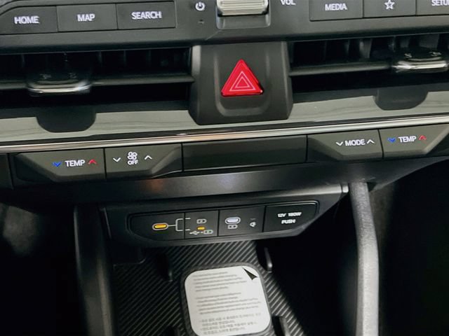 New 2026 Kia K4 GT-Line w/ GT-Line Premium Package FWD image 16