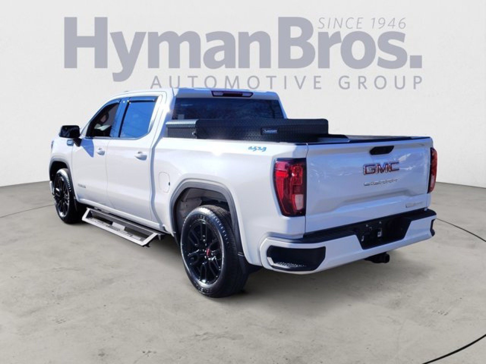 Used 2023 GMC Sierra 1500 Elevation AWD/4WD image 5