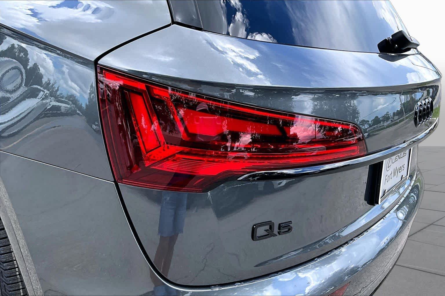 Used 2022 Audi Q5 2.0T Premium Plus w/ Premium Plus Package AWD/4WD image 28
