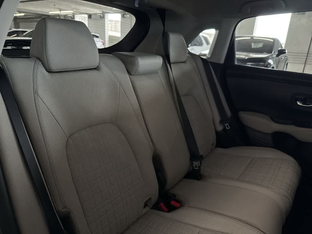 Certified 2026 Honda HR-V LX image 25