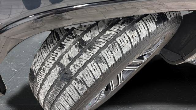 Used 2024 Jeep Wagoneer Series II w/ Convenience Group I image 36