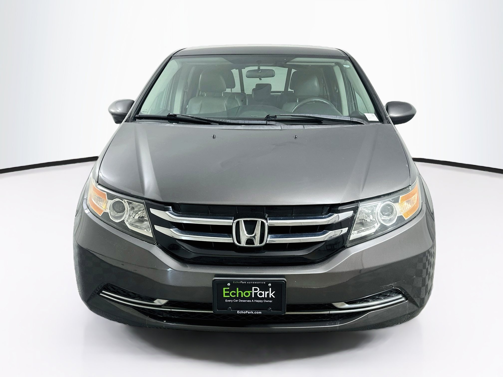 Used 2016 Honda Odyssey SE image 2