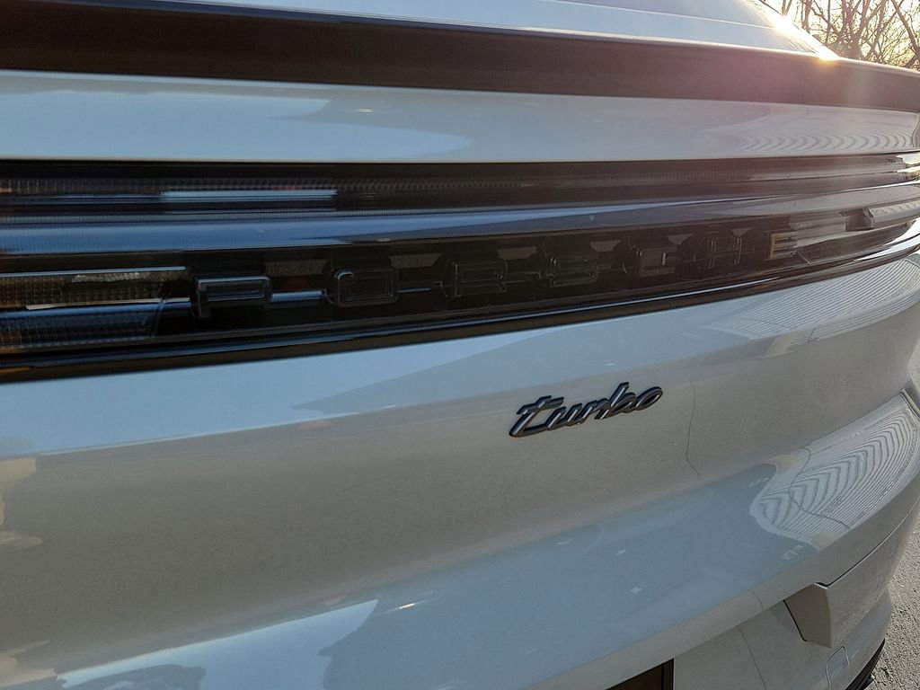 New 2026 Porsche Cayenne Turbo image 25