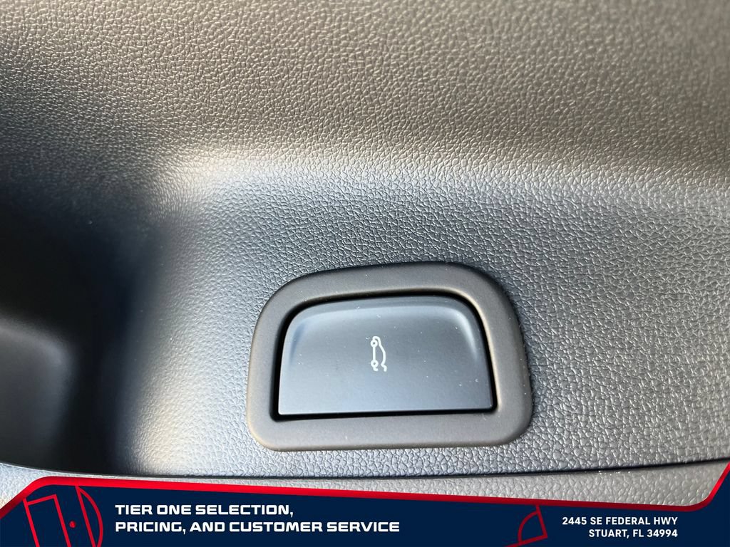 New 2026 GMC Acadia Denali Ultimate AWD/4WD image 15