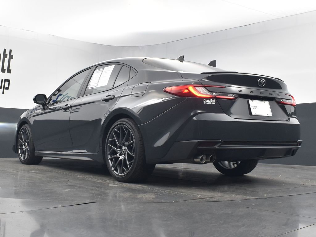 Used 2025 Toyota Camry SE w/ Convenience Package image 20