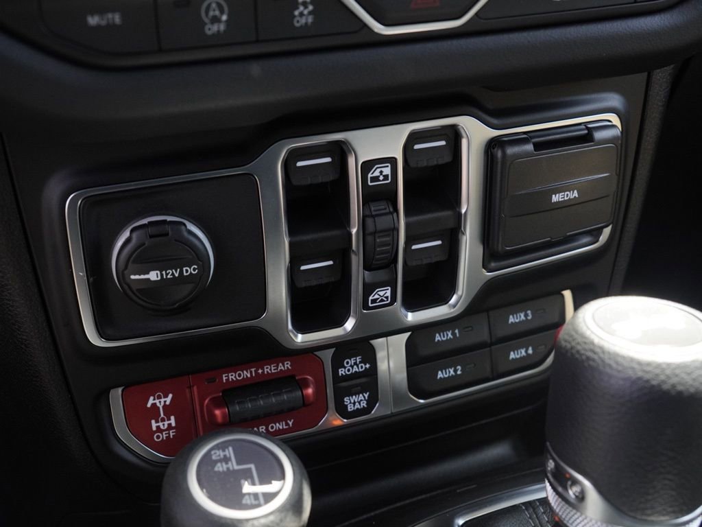 New 2026 Jeep Wrangler Unlimited Rubicon AWD/4WD image 16