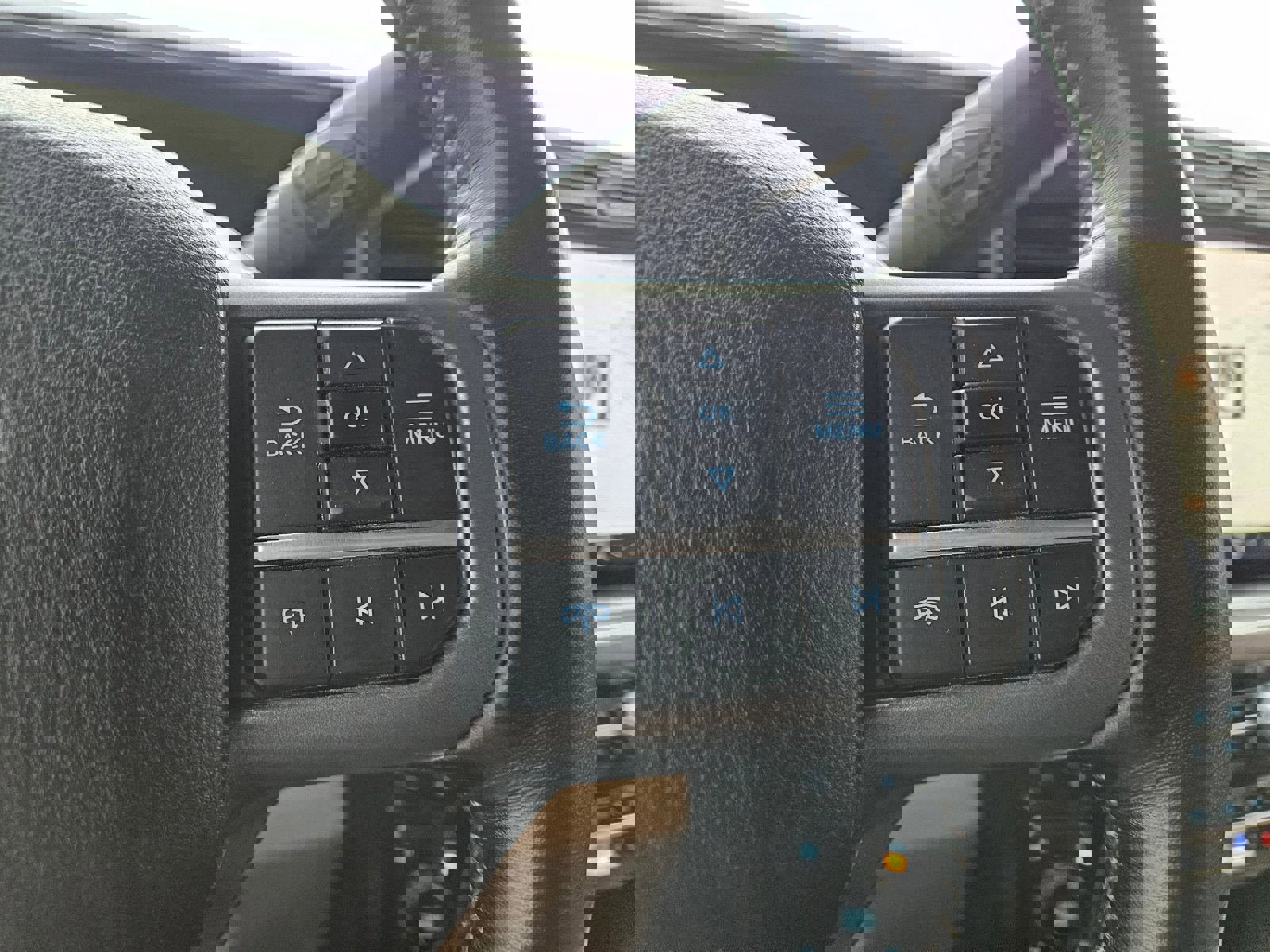 Used 2024 Ford F250 Lariat w/ Chrome Package image 13