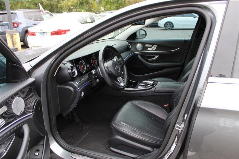 Used 2017 Mercedes-Benz E 300 w/ Premium 3 Package image 10