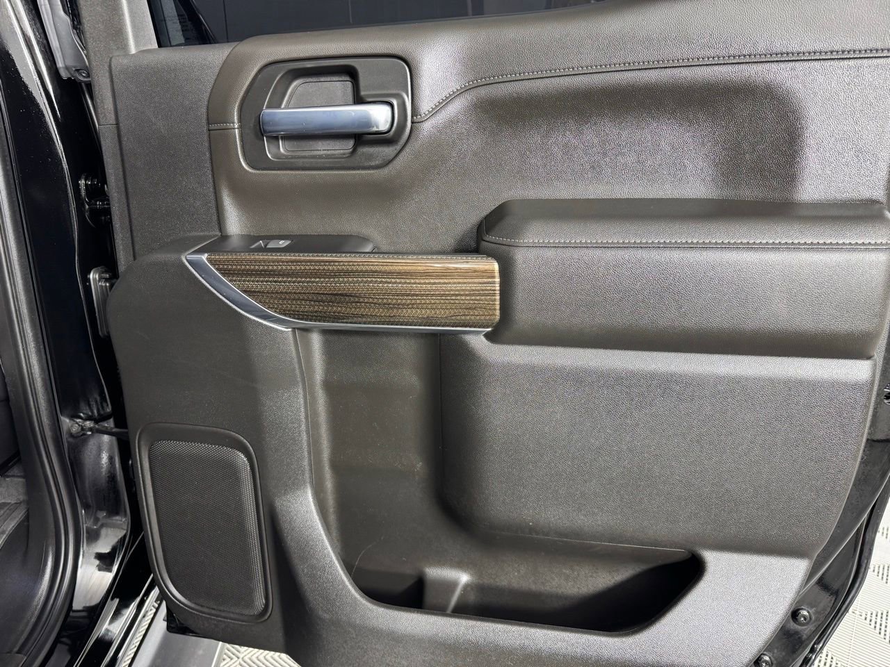 Used 2022 Chevrolet Silverado 1500 LT Trail Boss w/ Bed Protection Package image 26