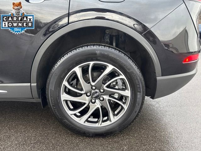 Certified 2022 Lincoln Corsair AWD w/ Equipment Group 101A image 11