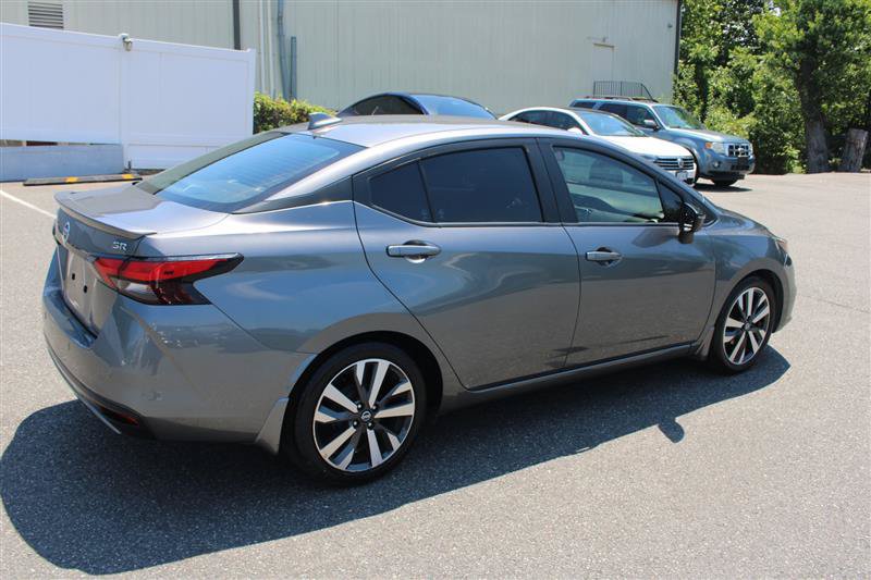 Used 2020 Nissan Versa SR FWD image 7